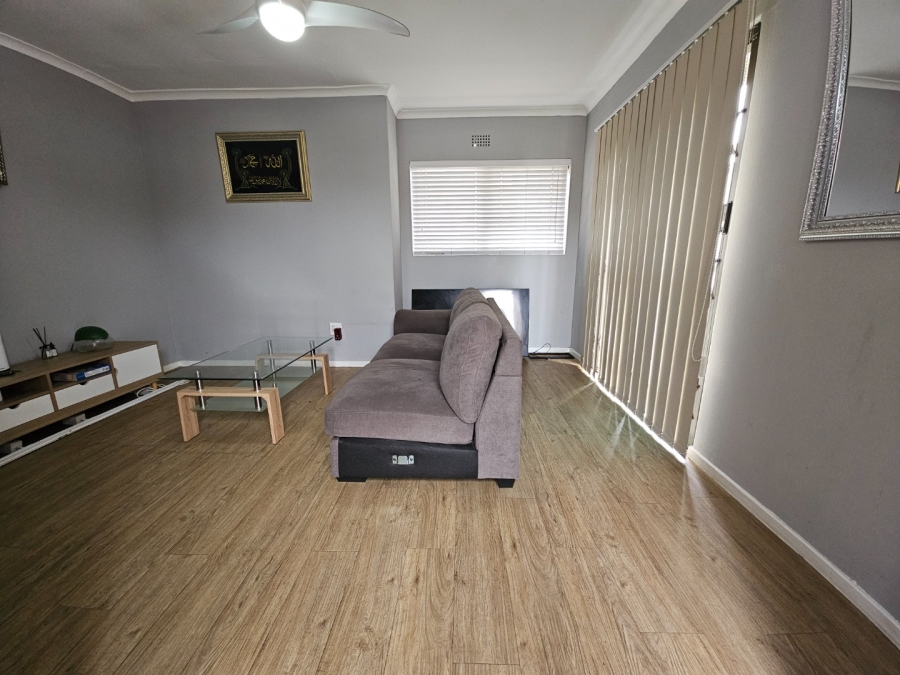 2 Bedroom Property for Sale in Ottery Western Cape